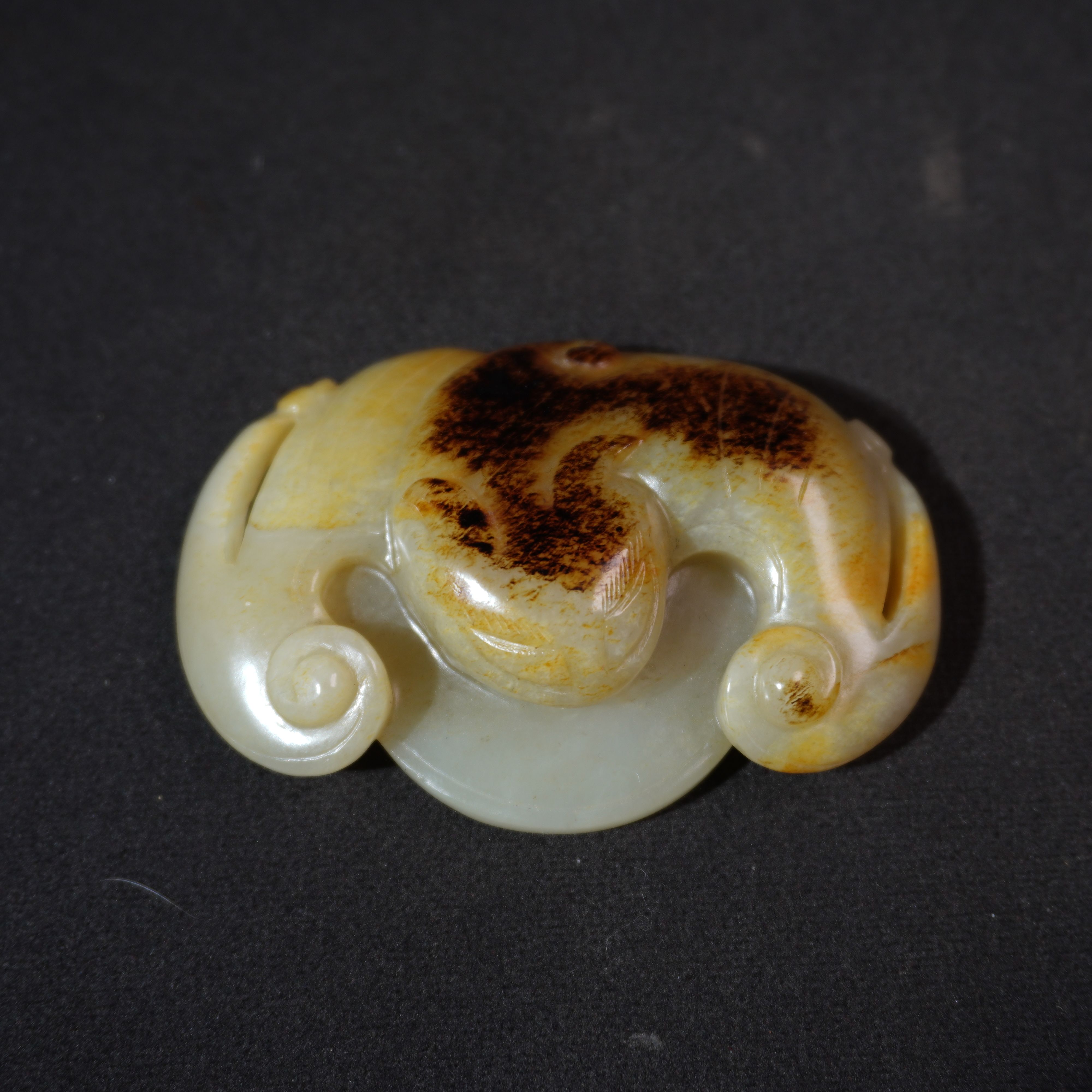 9NL13  清  和田玉福在眼前手把件