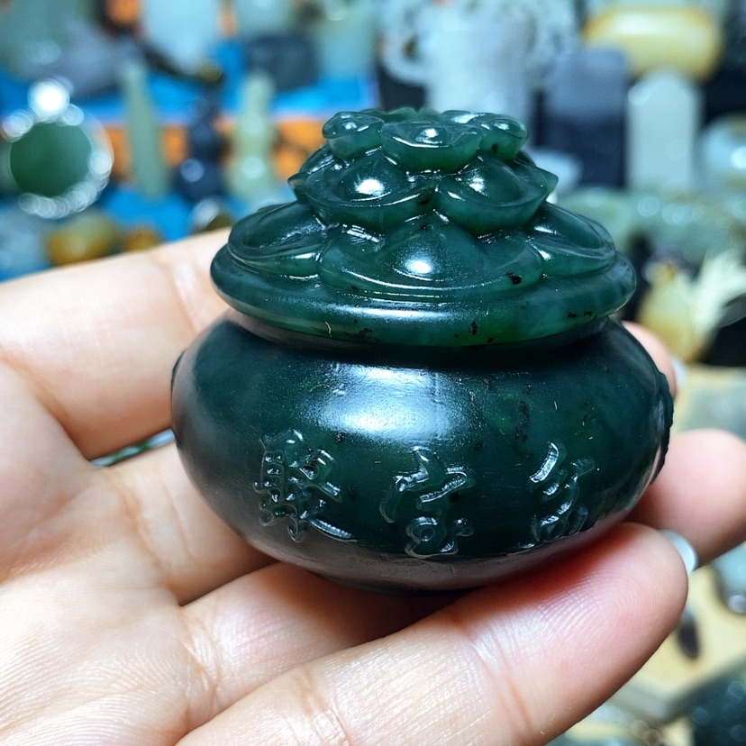 【闪购商品】颈饰未镶嵌和田玉