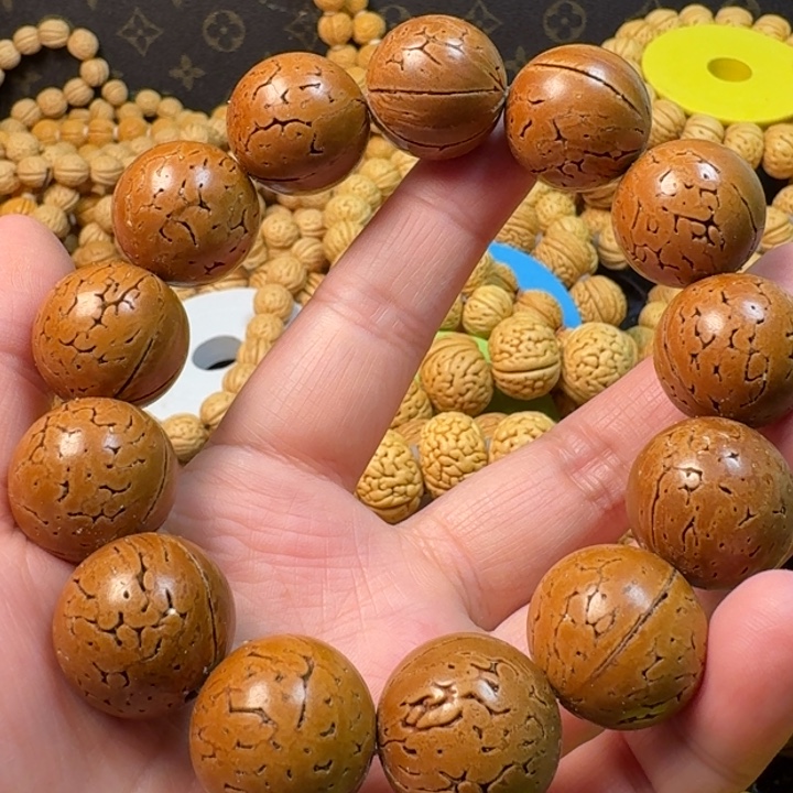 桃核吊坠桃核光珠