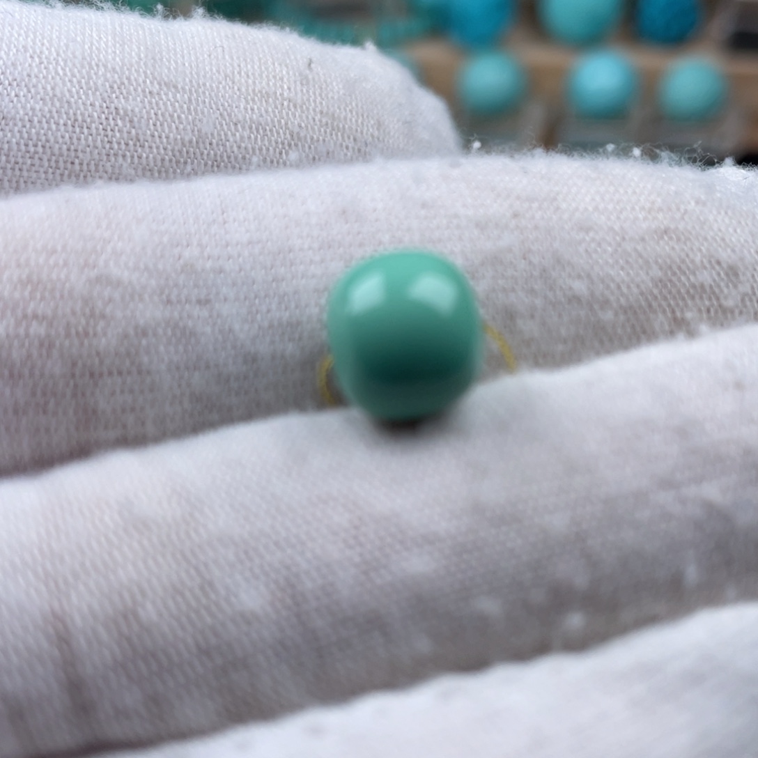 宾***子绿松石未镶嵌珠宝奇石