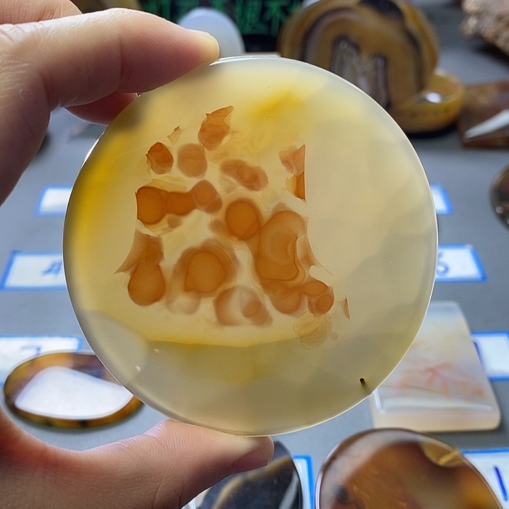 玛瑙/玉髓未镶嵌珠宝半成品83