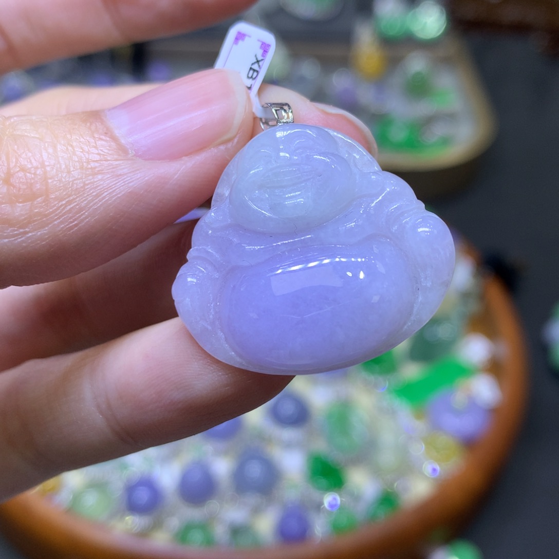 翡翠颈饰18K金镶嵌翡翠吊坠项链