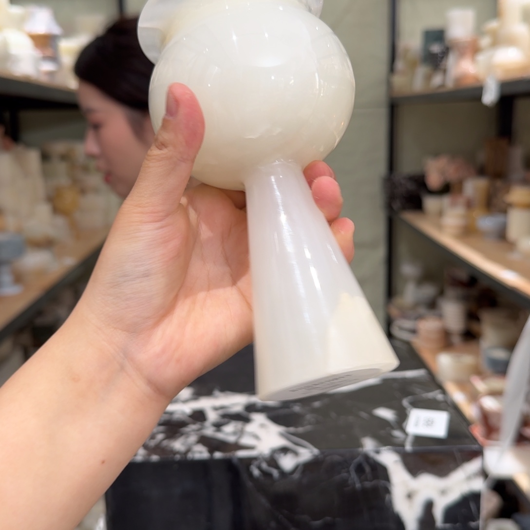 大理石R102。  两个亿 