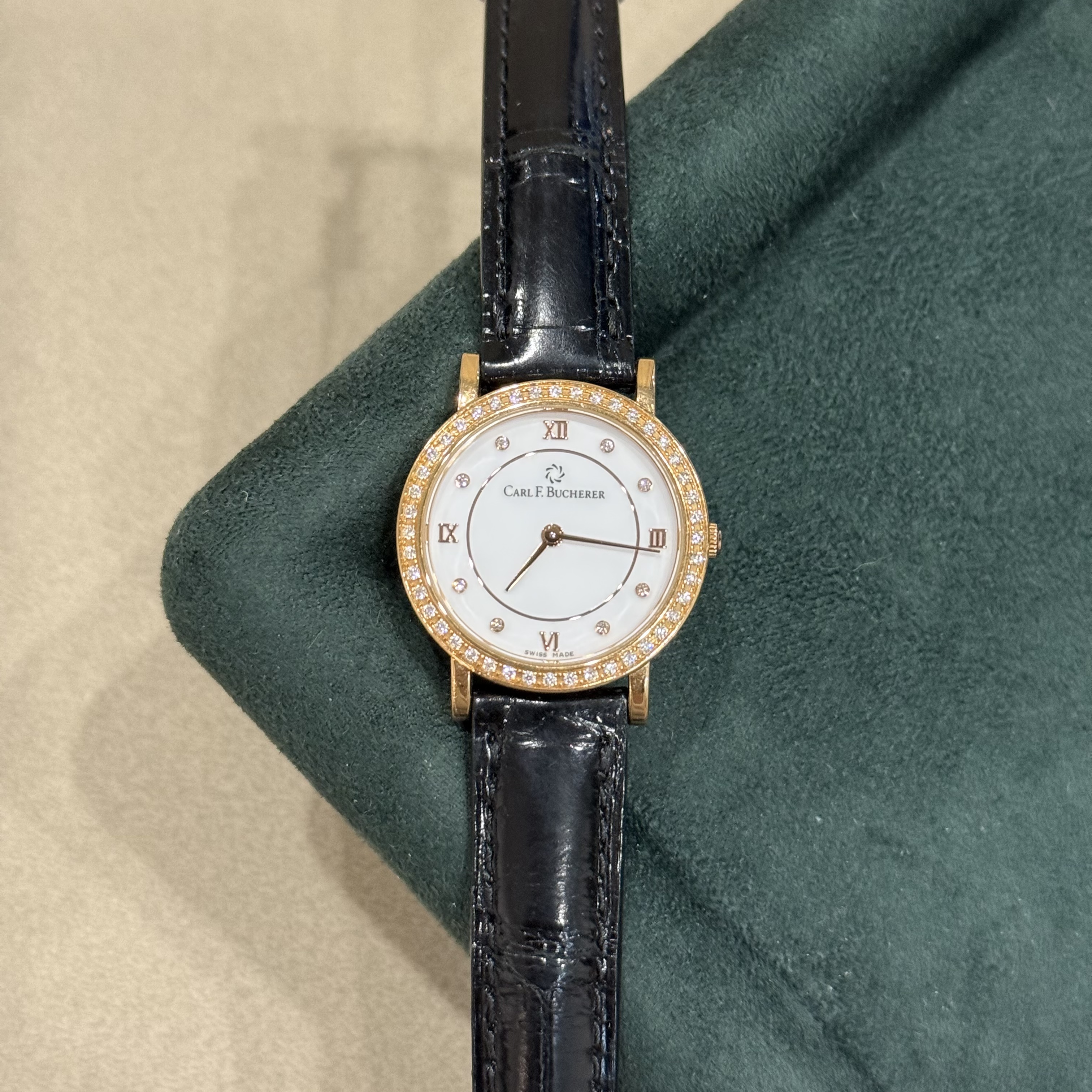 95新 宝齐莱 18k金/原镶钻/27mm/石英/女表