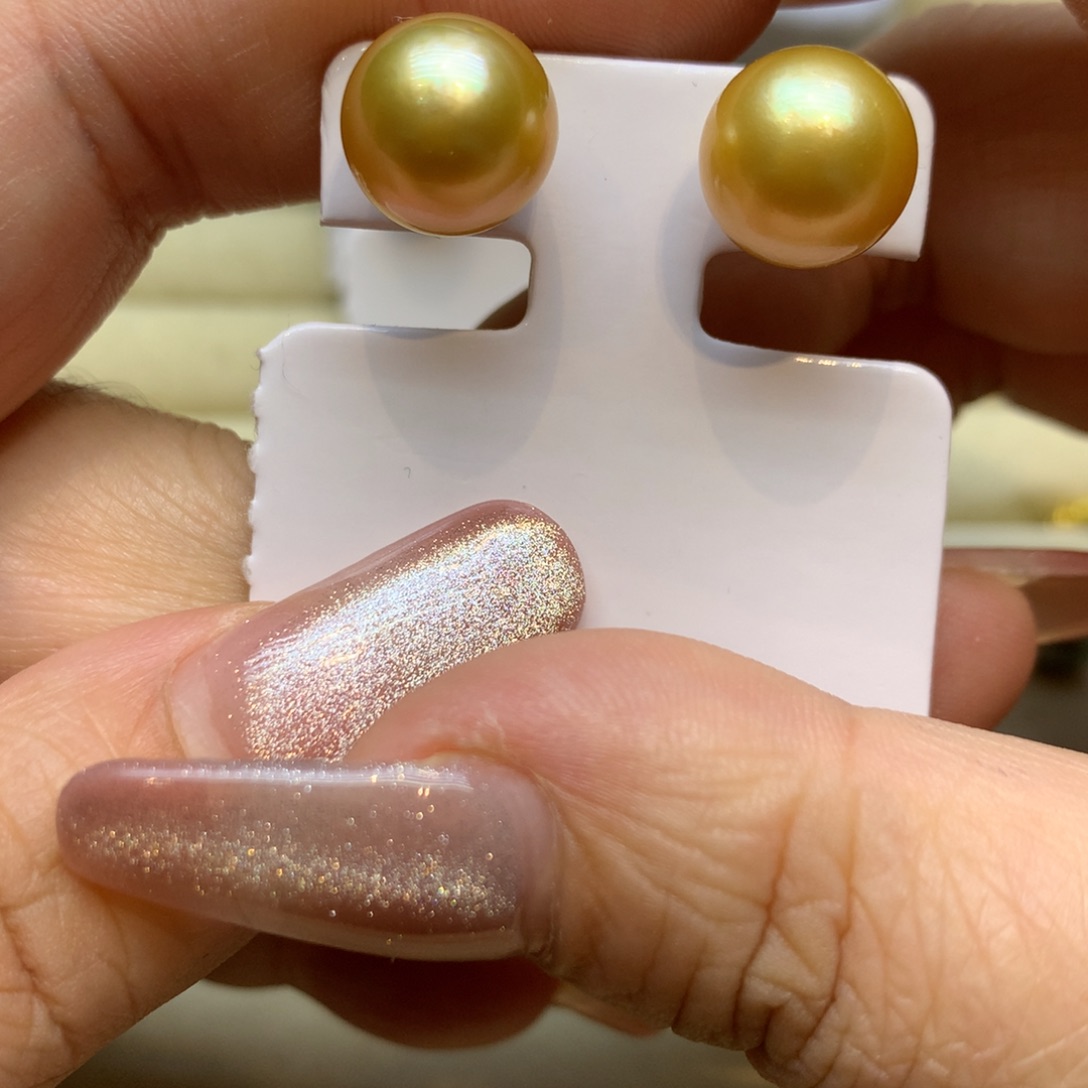 18K金镶嵌耳饰海水珍珠