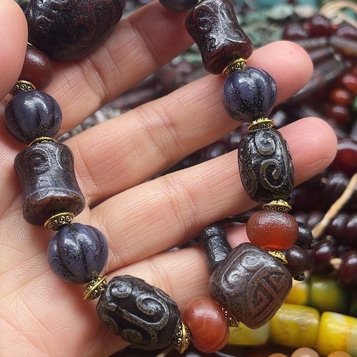 玛瑙/玉髓未镶嵌颈饰