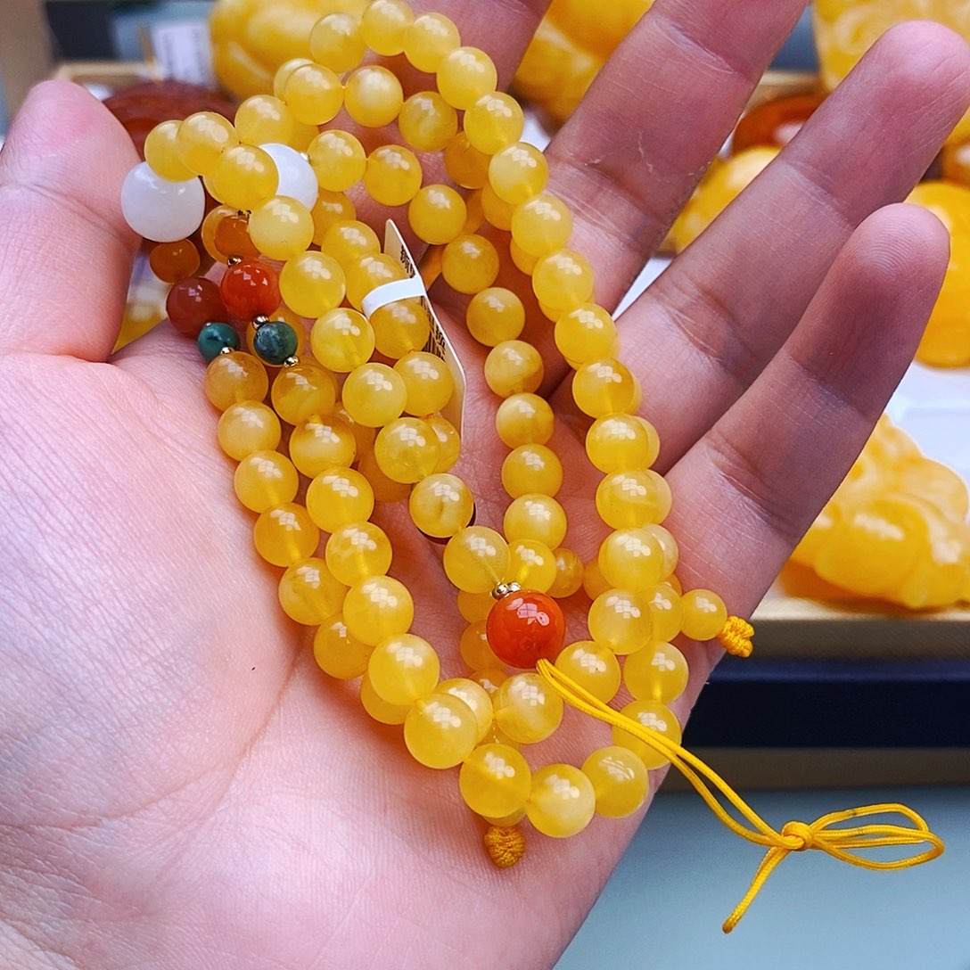 蜜蜡颈饰未镶嵌二*五天然保真假一赔十