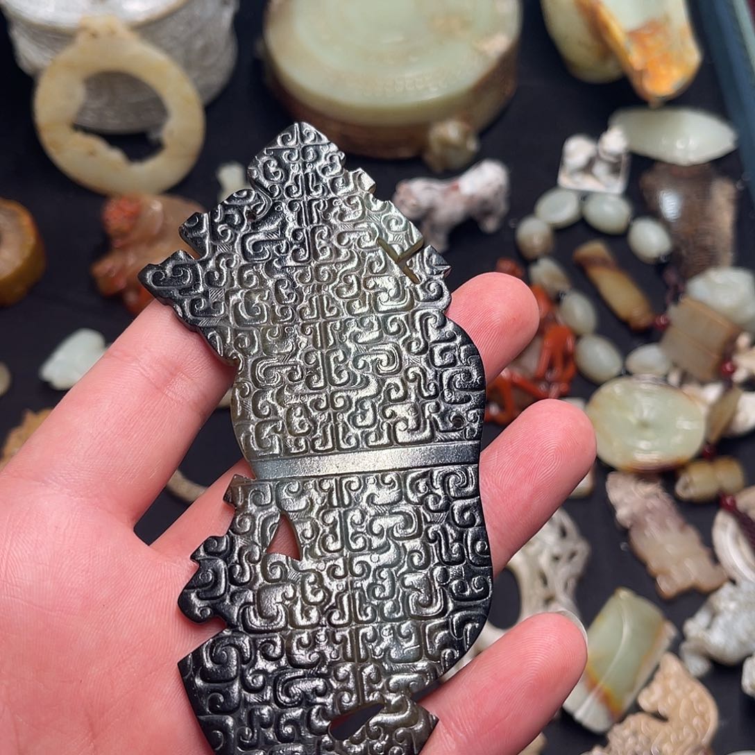 壮***》和田玉（糖玉）未镶嵌挂件