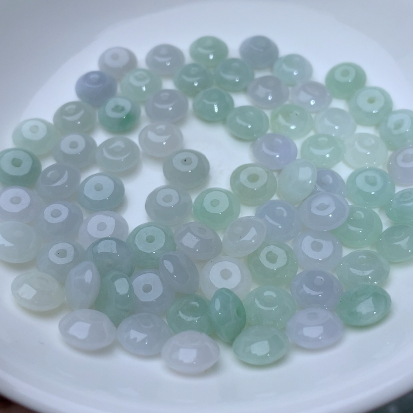 【闪购商品】未镶嵌手链翡翠卡3x7绿白冰鼓珠20颗