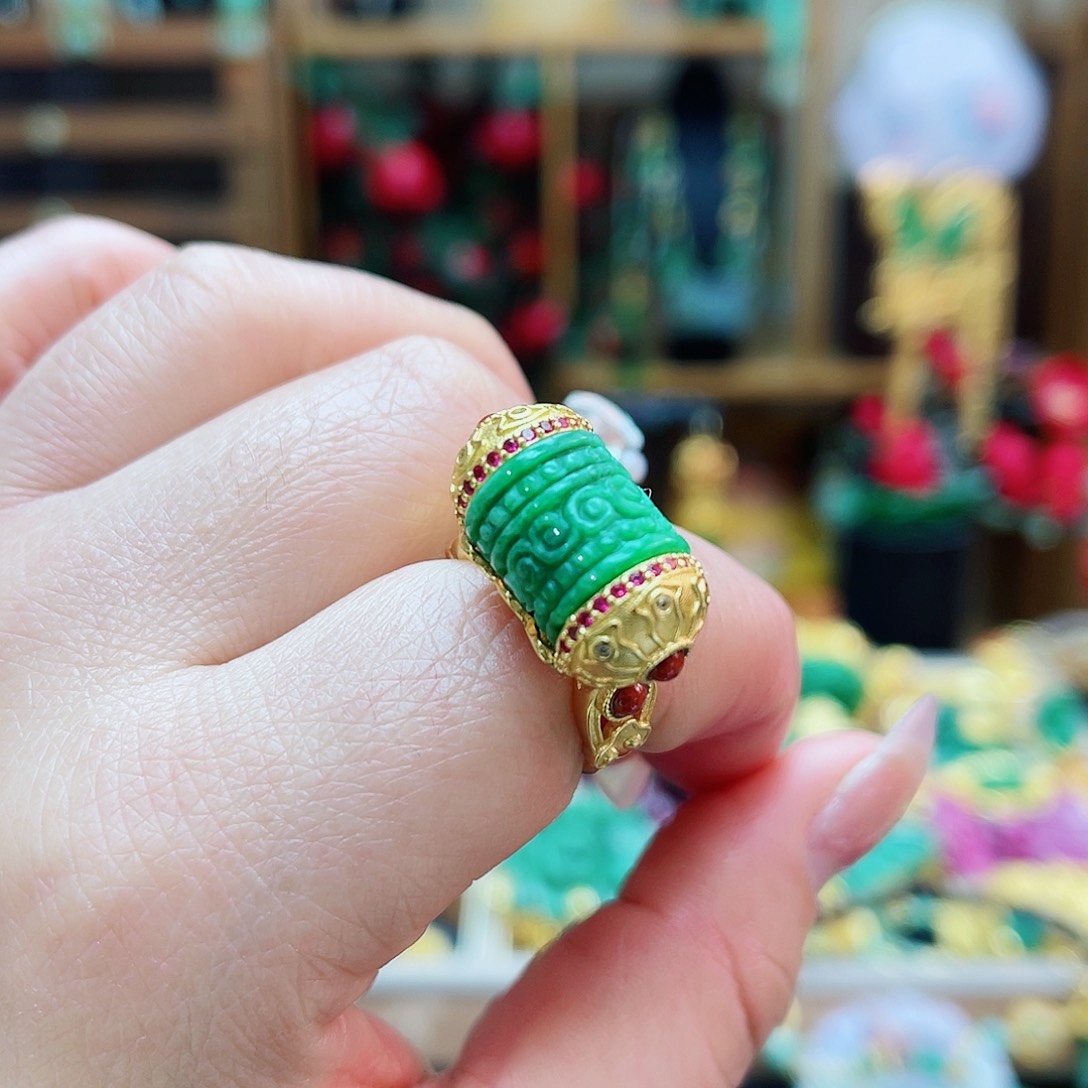 银S925镶嵌戒指翡翠48小时鉴赏期