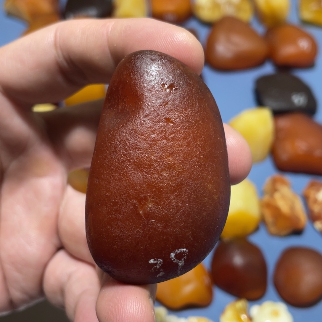 定制蜜蜡未镶嵌全皮原石