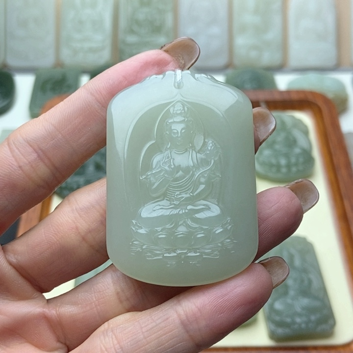 和田玉颈饰未镶嵌用****2