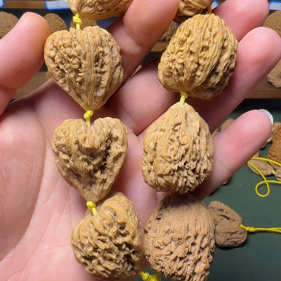 吊坠文玩核桃南疆