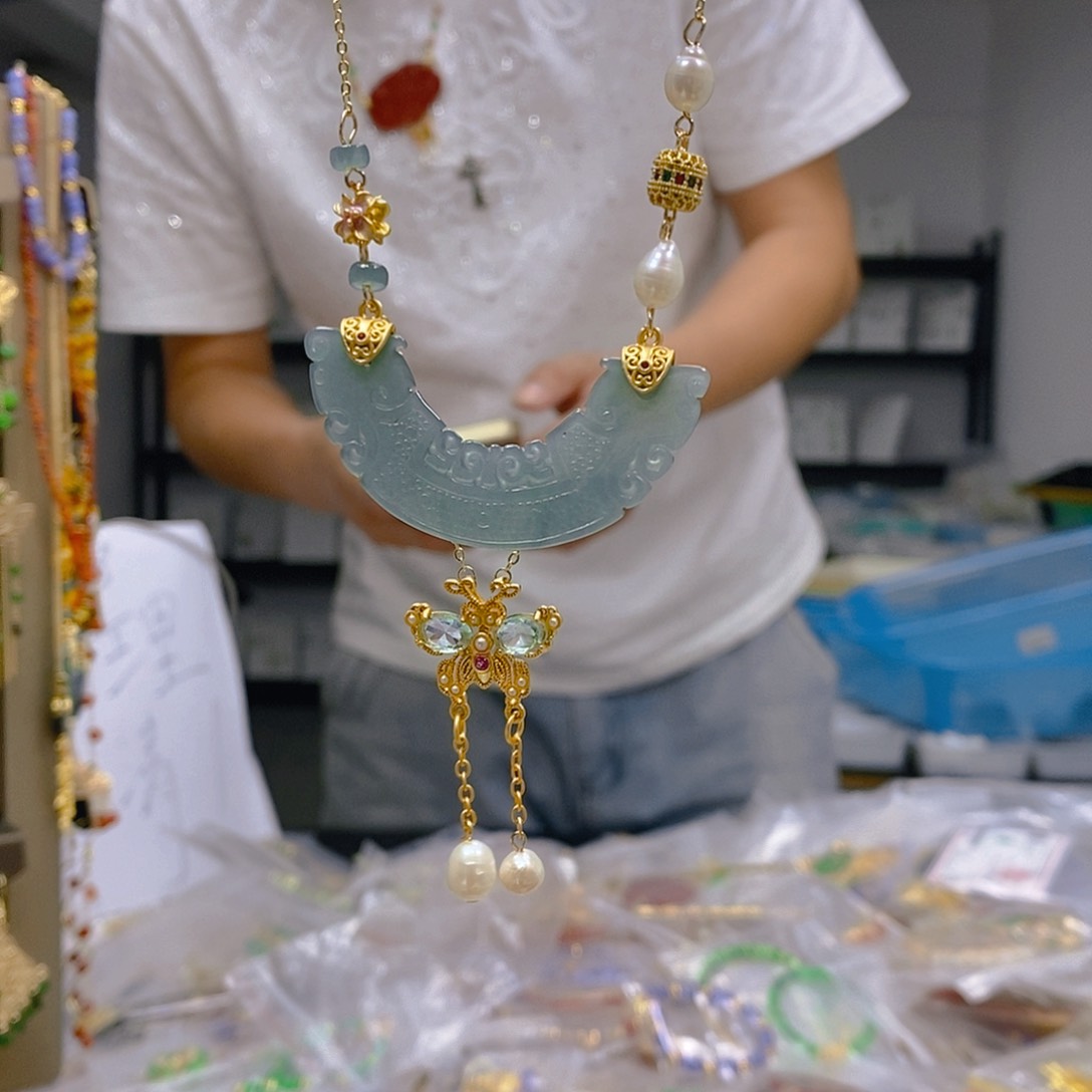 翡翠合金耳坠翡翠