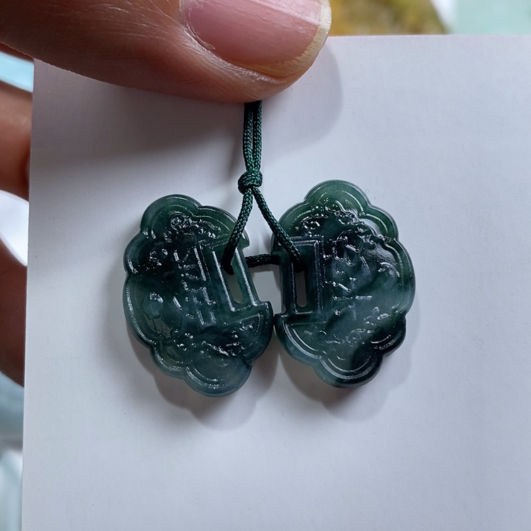 定制翡翠未镶嵌平安锁一对