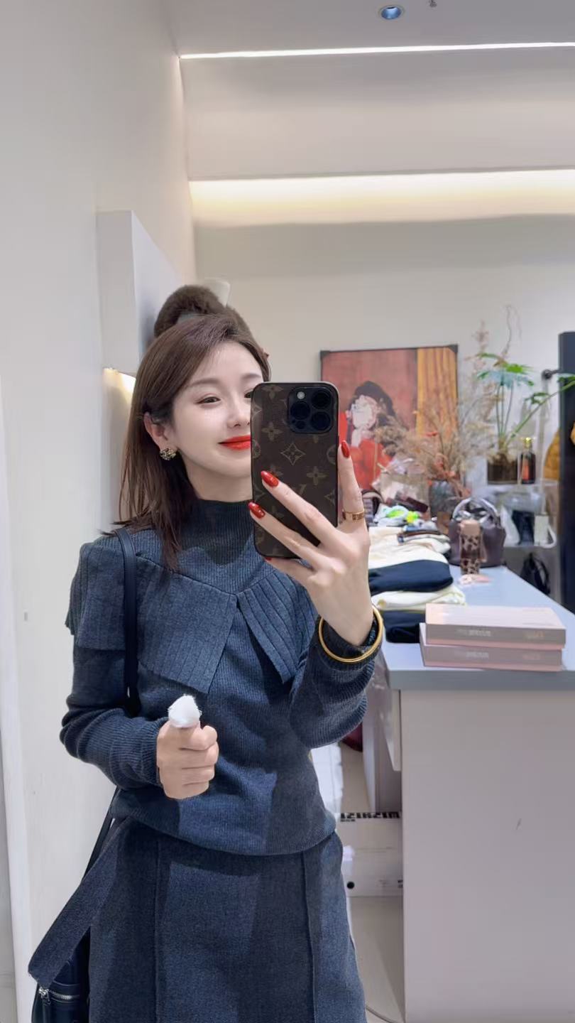 倩倩家大荷叶毛衣