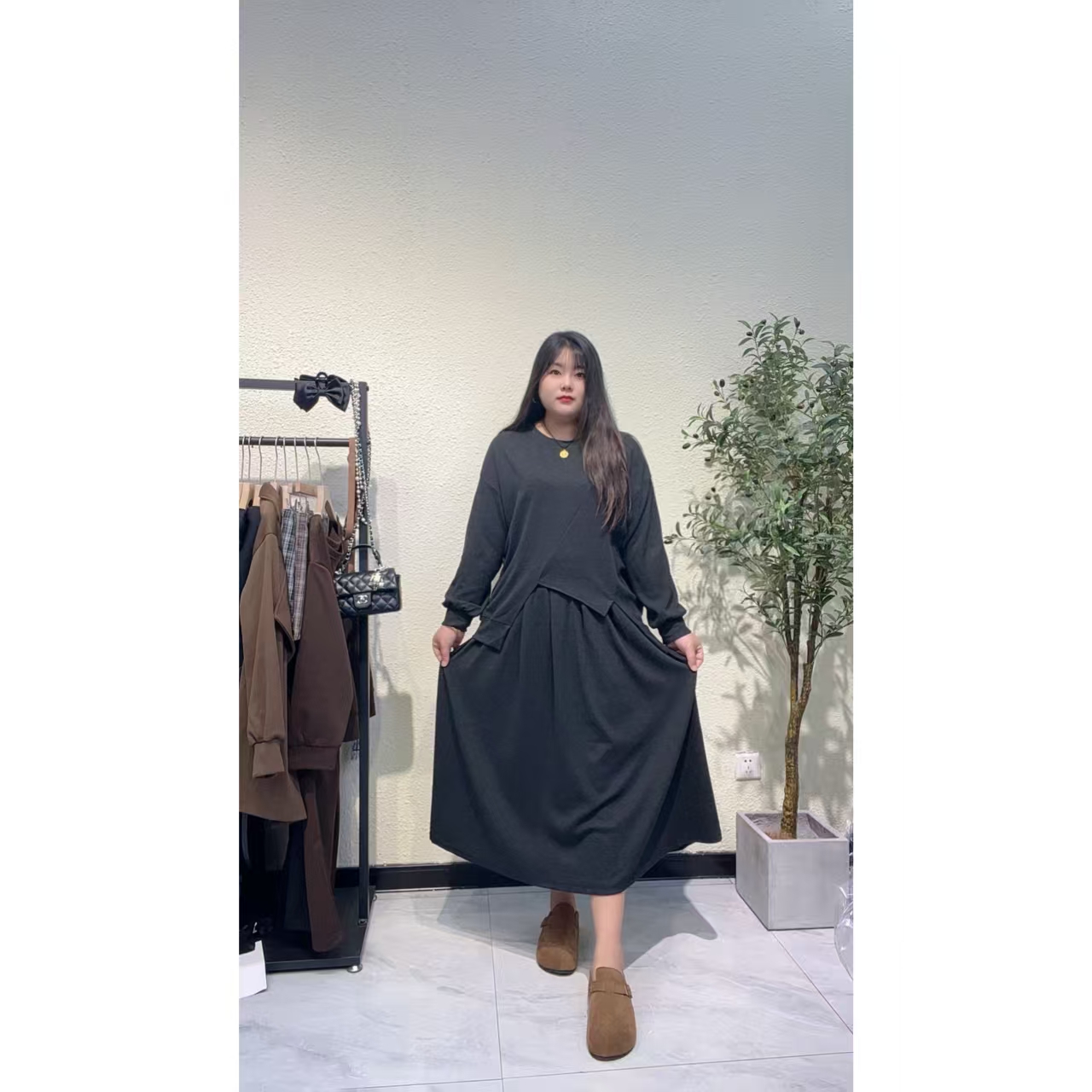 慵懒风简约风时尚套装套装宽松设计师气质卫衣长袖纯色裙子两件套