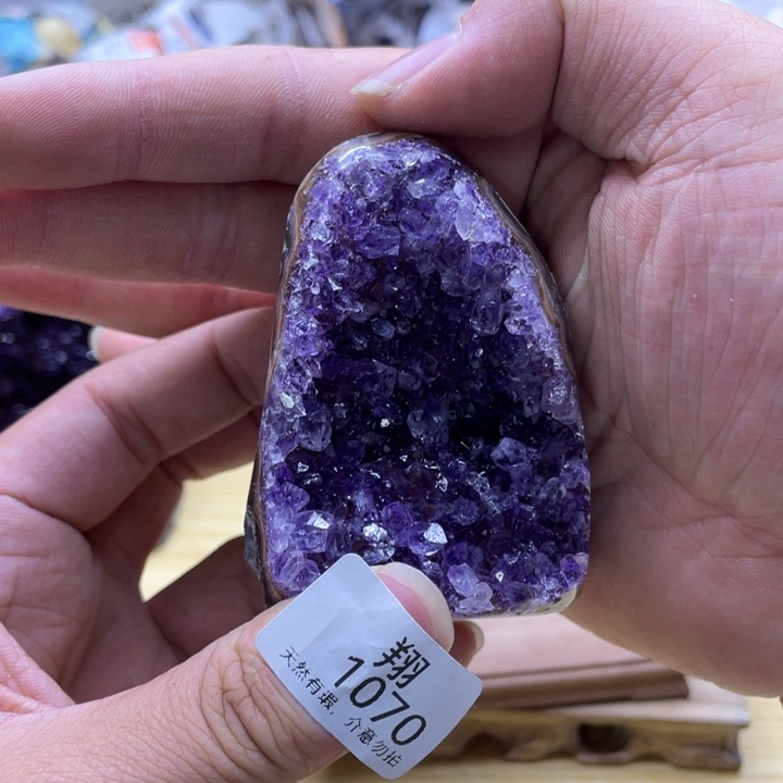 未镶嵌水晶大型摆件（非配饰）