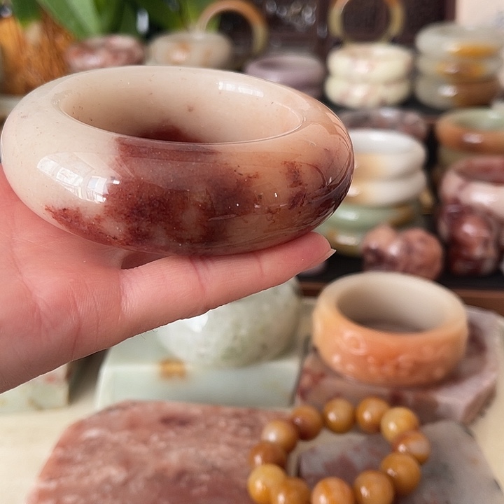 石英质玉合金手镯