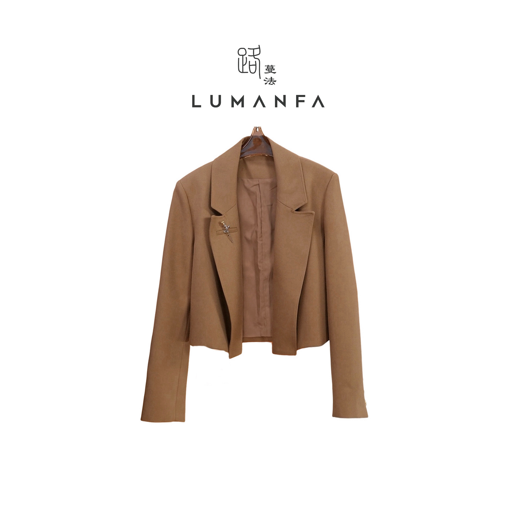 【米兰外套】新款高级感净版玫瑰别针无扣大翻领外套MF-1343