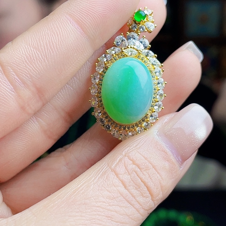 翡翠银S925镶嵌颈饰多样性