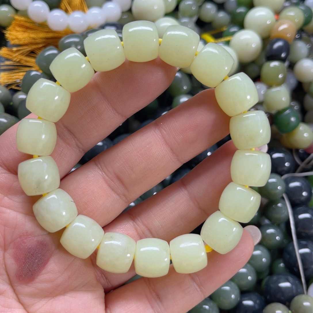 和田玉手链未镶嵌