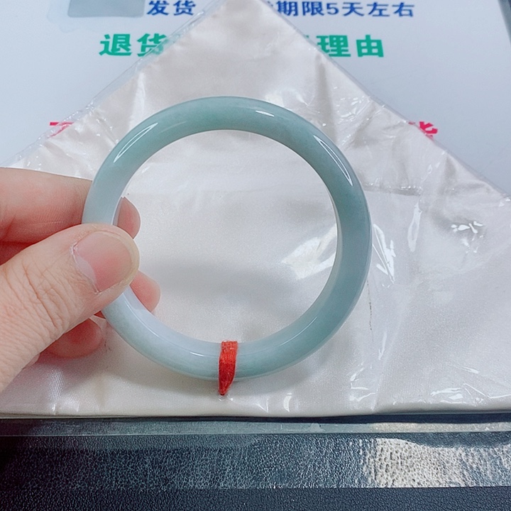 未镶嵌手镯翡翠雪**玛