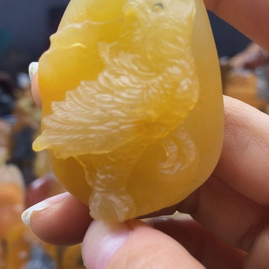 石英质玉（黄龙玉）颈饰未镶嵌