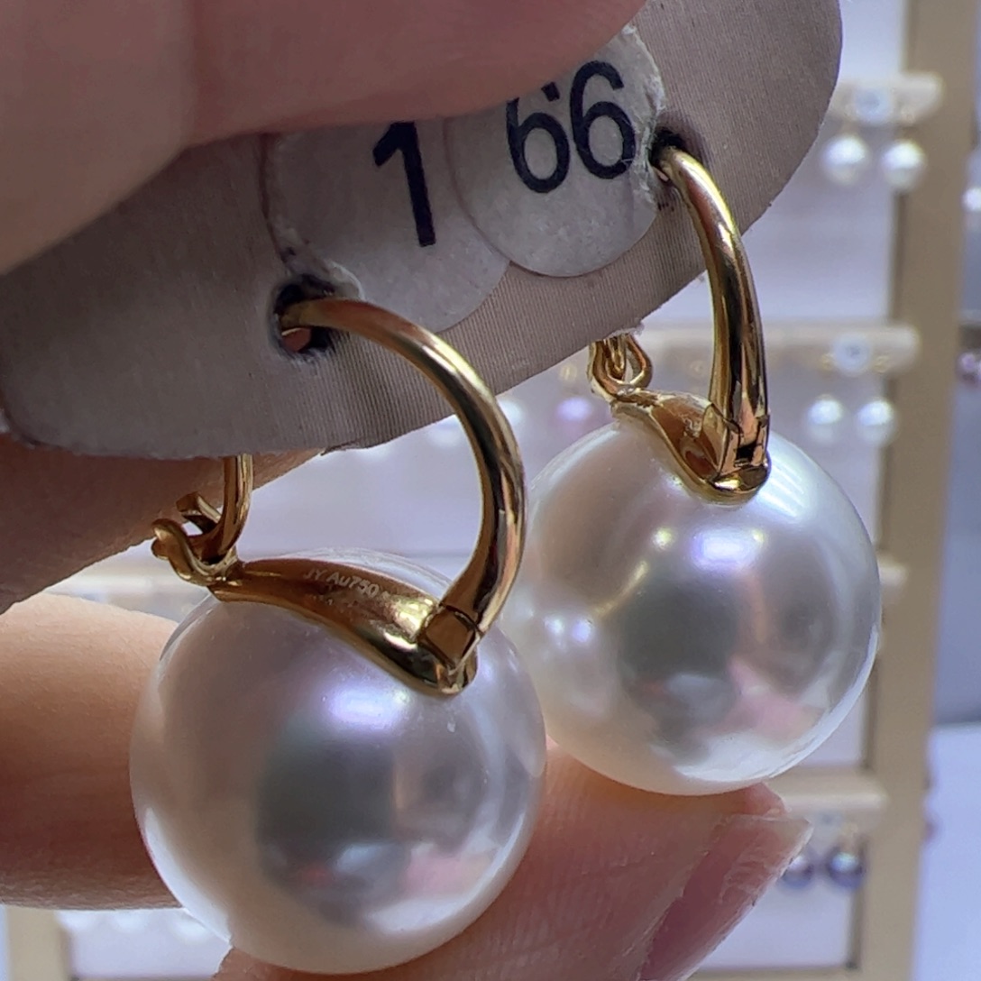 淡水珍珠耳饰18K金镶嵌