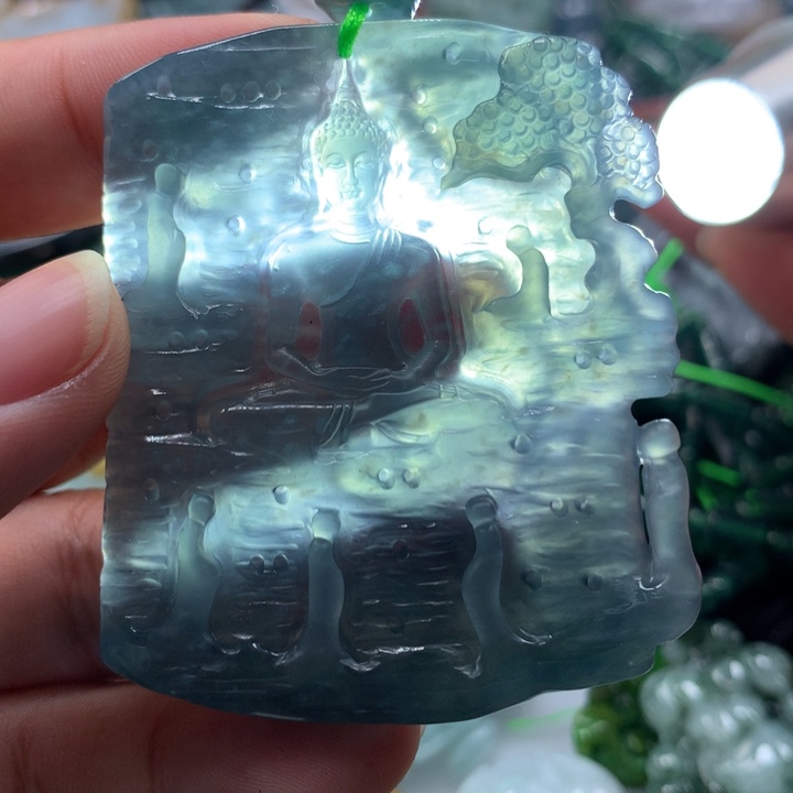 翡翠颈饰未镶嵌保真天然A货翡翠