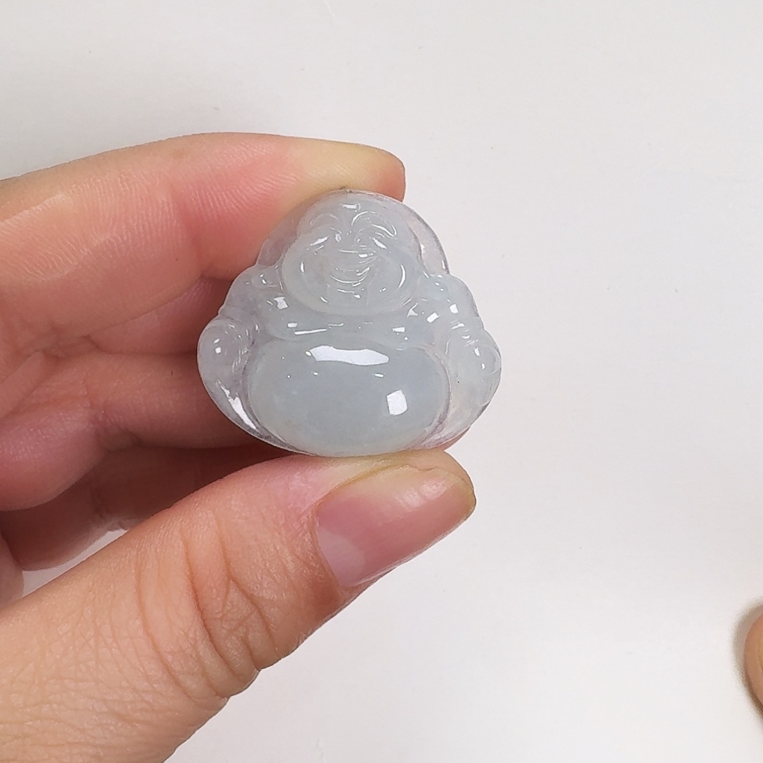 翡翠颈饰未镶嵌佛公