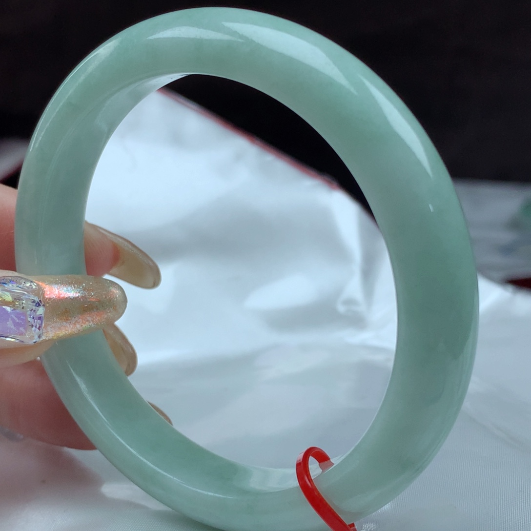 翡翠手镯未镶嵌蝶*12023，