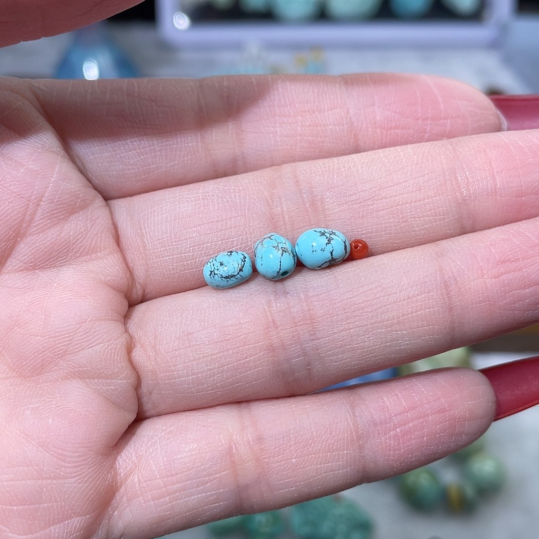 南红玛瑙未镶嵌珠宝奇石