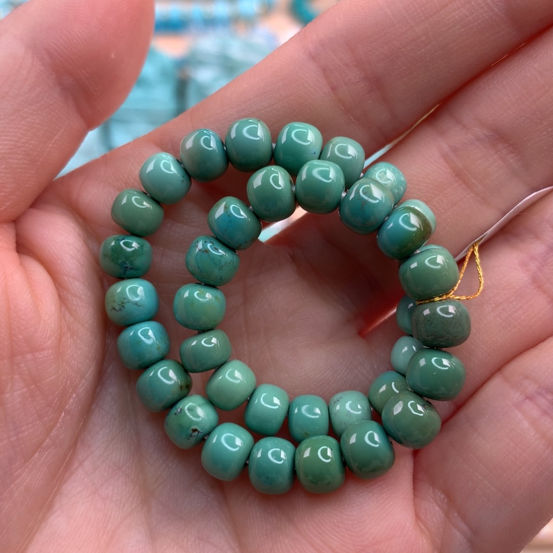 绿松石珠宝玉石未镶嵌