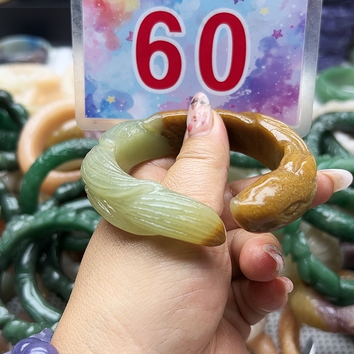 未镶嵌手镯石英岩玉