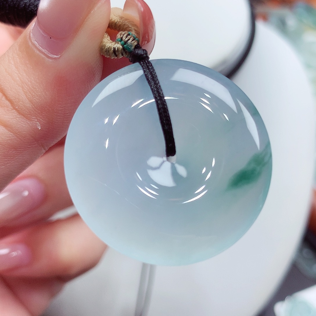 翡翠未镶嵌颈饰翡翠42，31/5.5