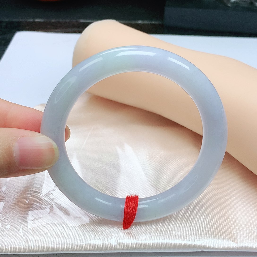 翡翠手镯（圆镯）未镶嵌5354
