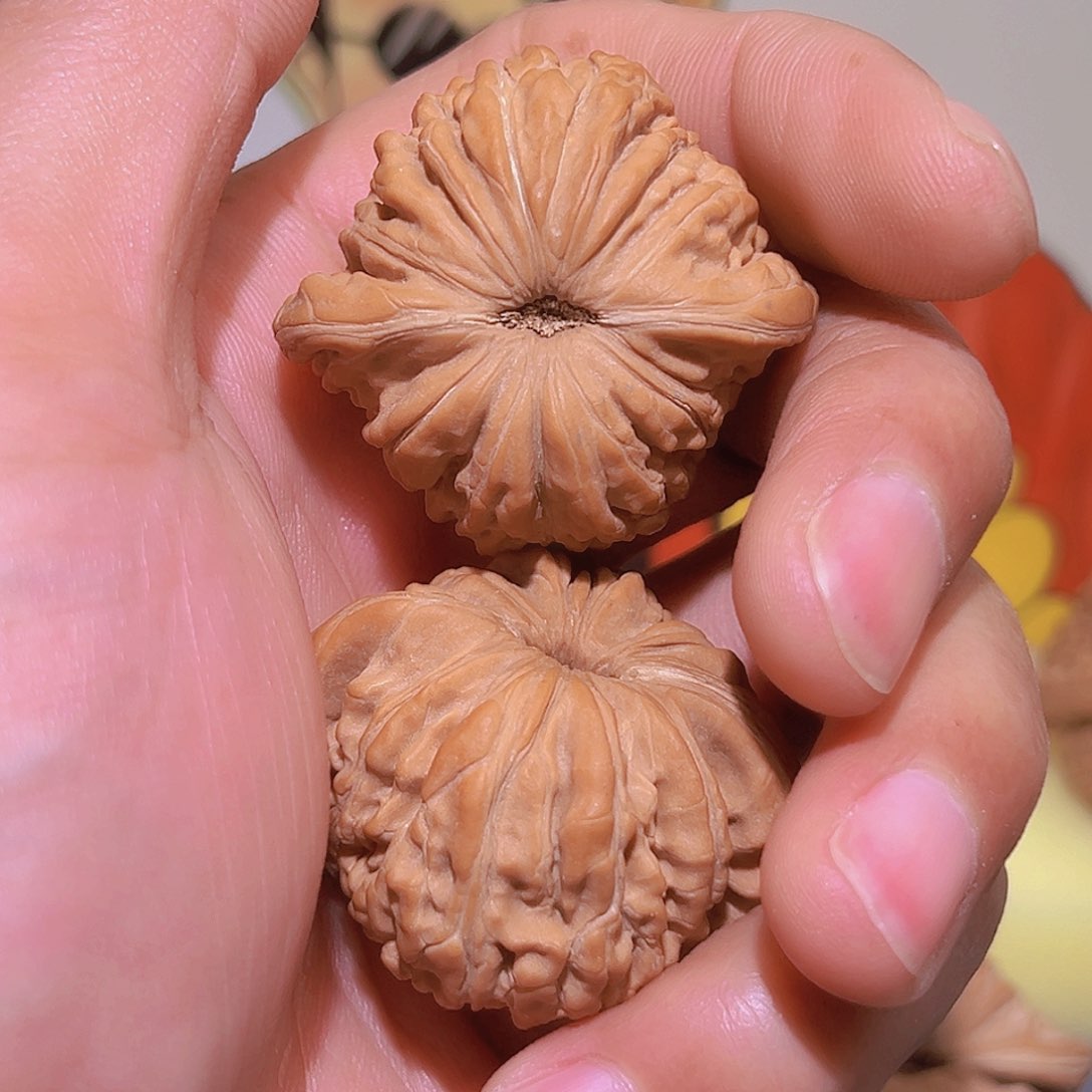 文玩核桃吊坠哒*哒汉高楼39