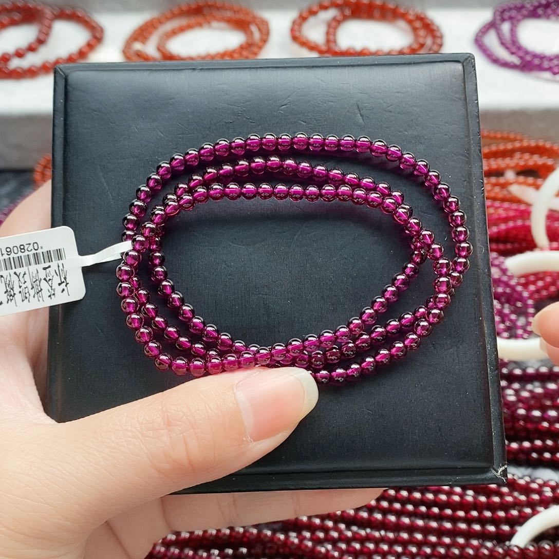 石榴石（紫牙乌）手链未镶嵌3.8mm