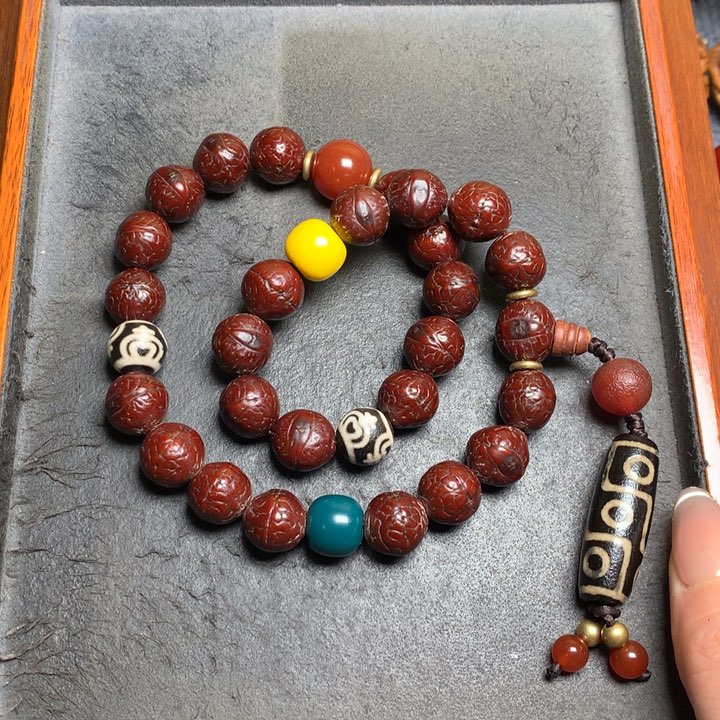 凤眼菩提吊坠菩提