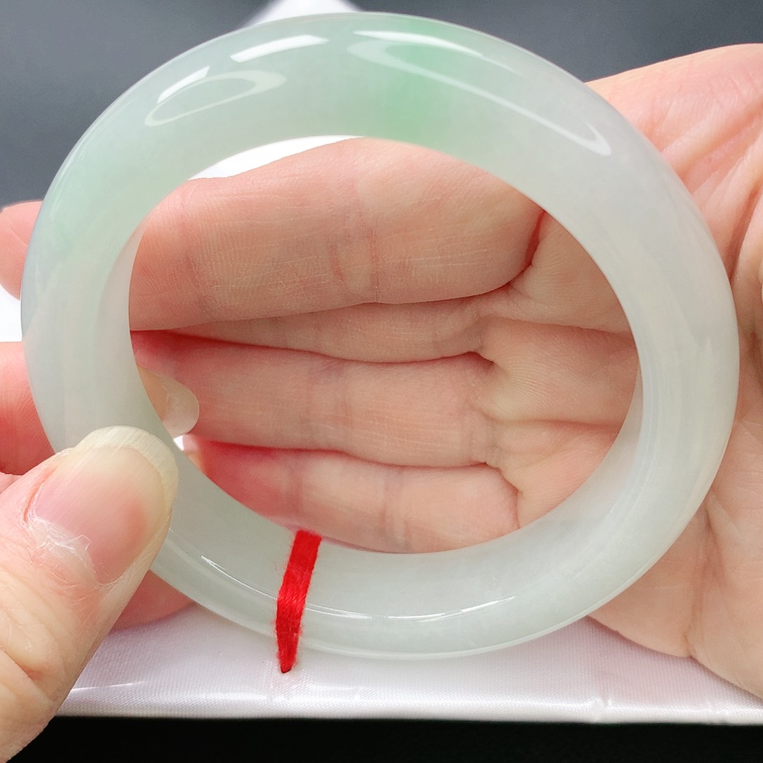 翡翠手镯未镶嵌缅甸天然A货翡翠