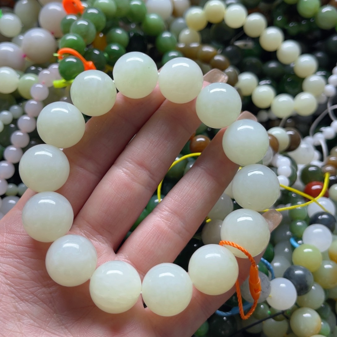 和田玉手链未镶嵌