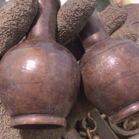 用***4闪电购铜摆件工艺品