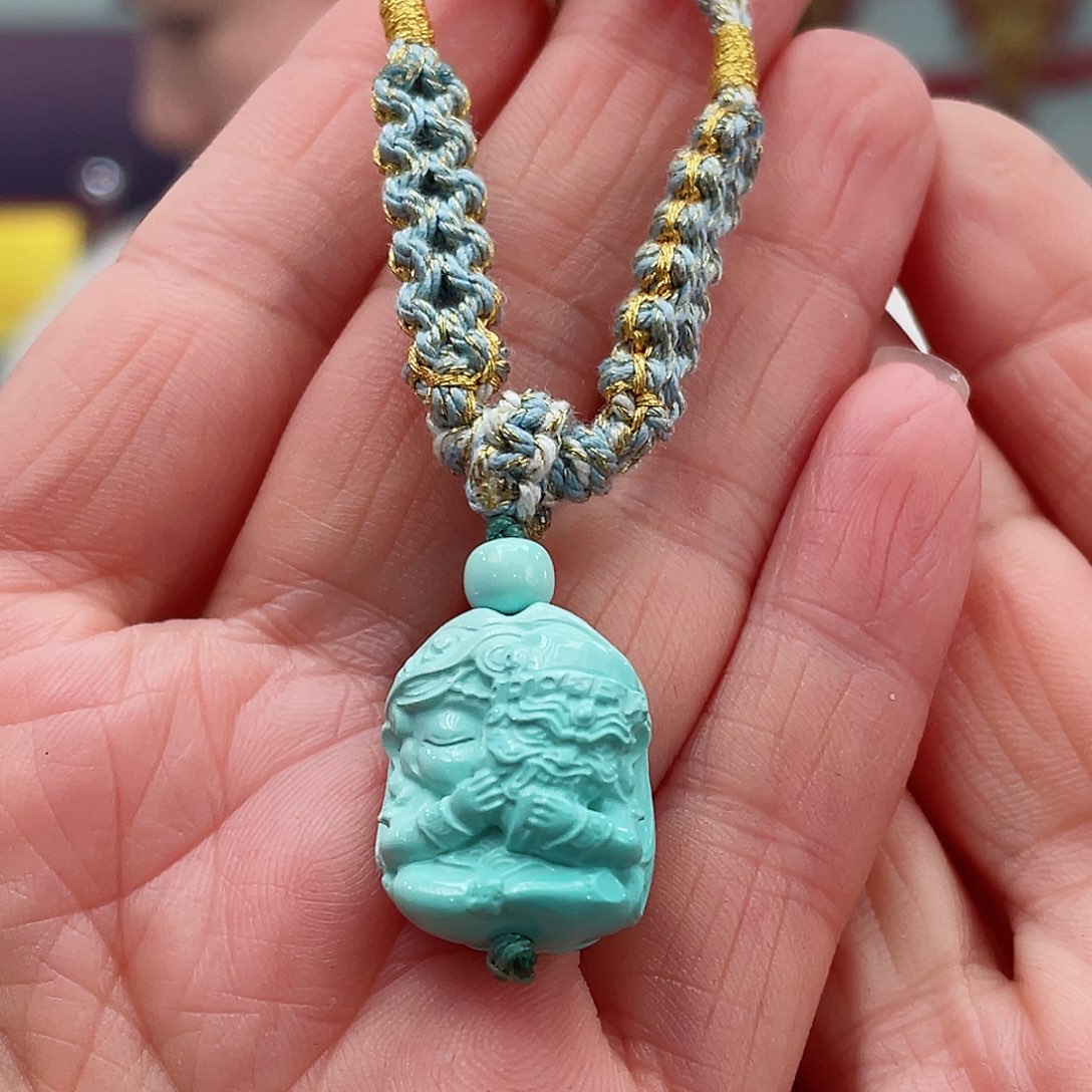 绿松石颈饰未镶嵌