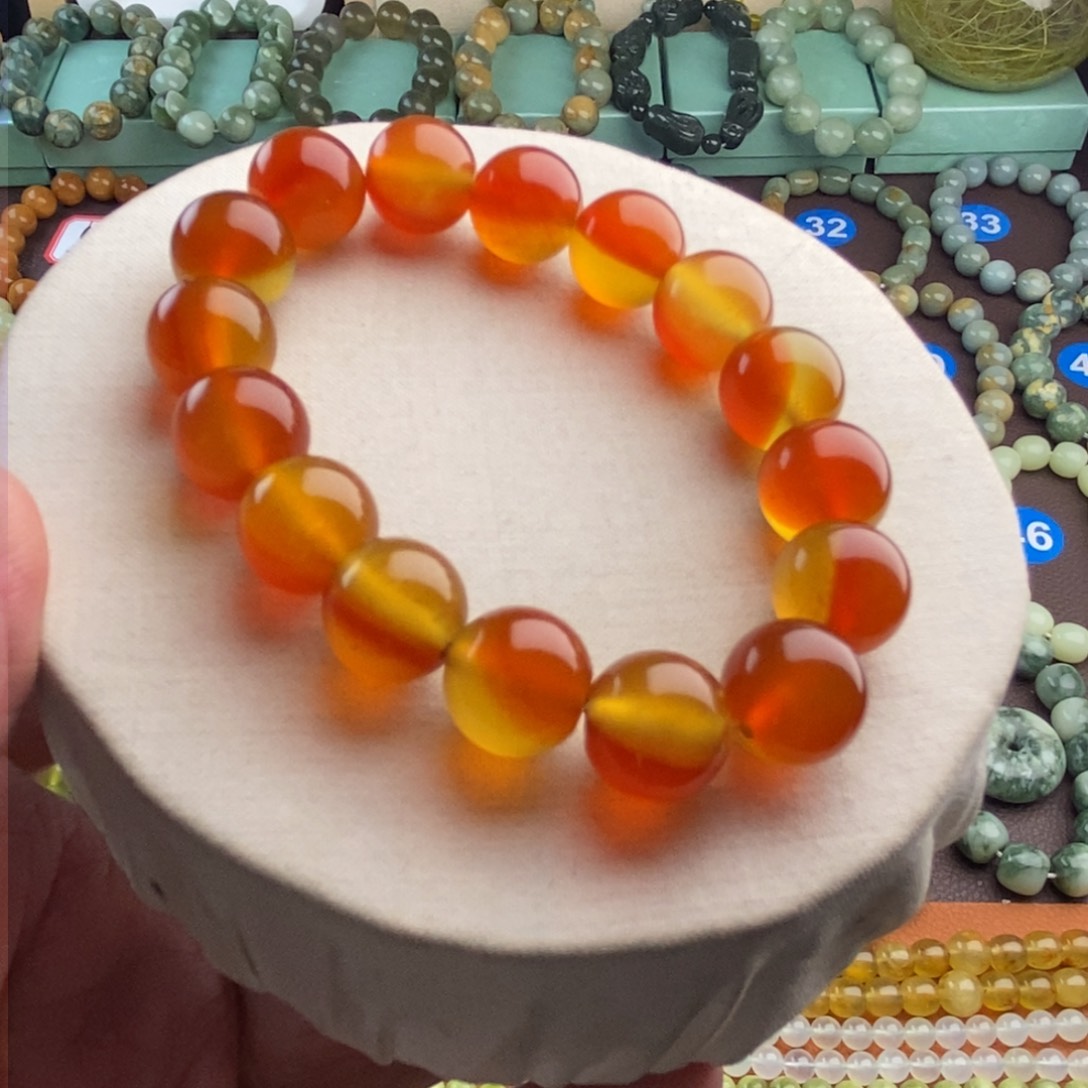 蛇纹石玉手串未镶嵌木****o