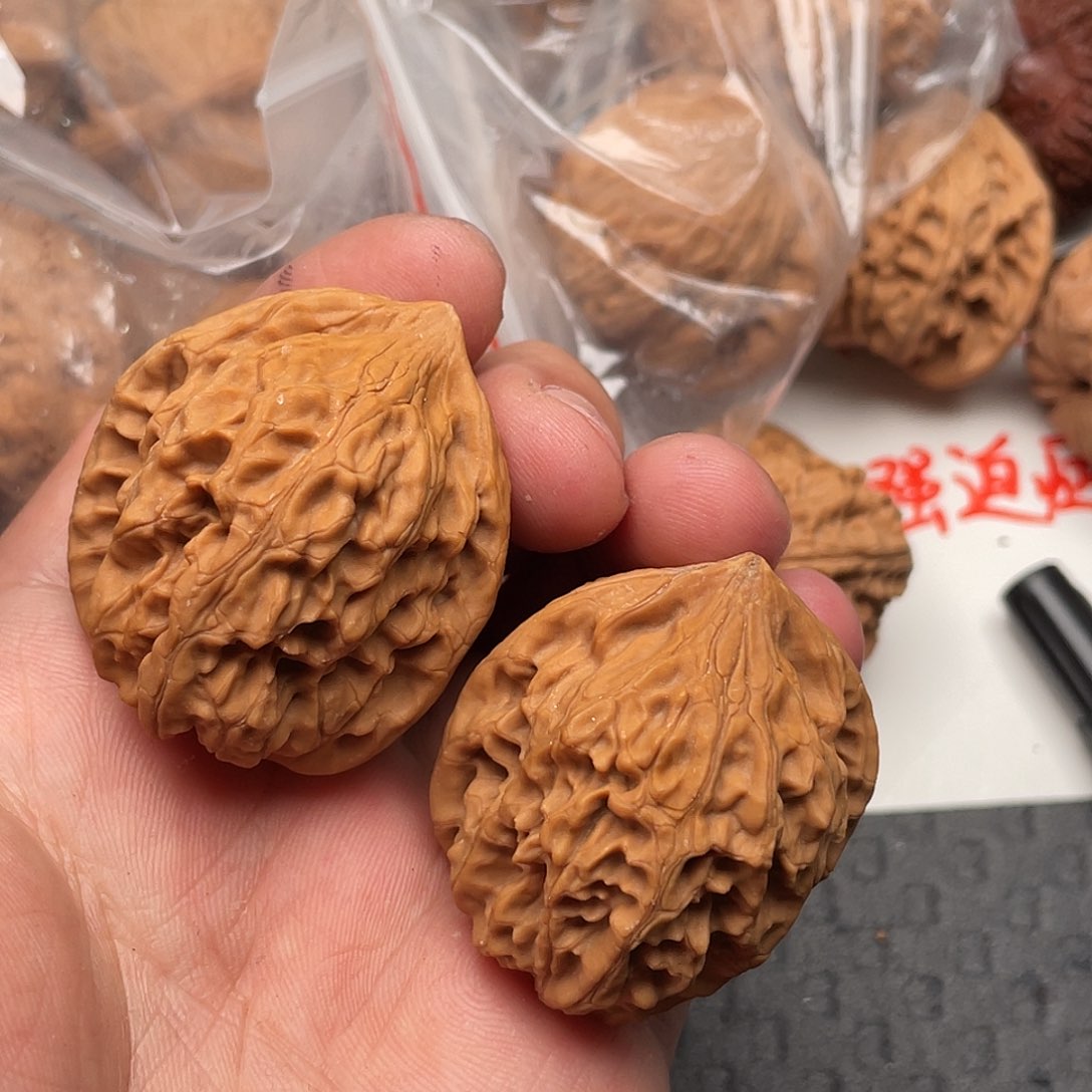 文玩核桃吊坠轻**意鸡心