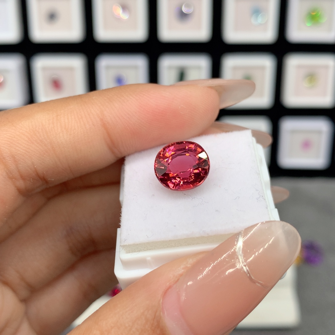 裸石未镶嵌碧玺3.95克拉