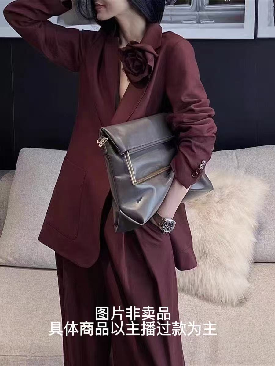 【摩登名哥】品牌撤柜女装