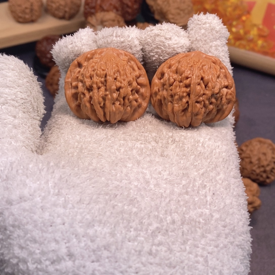 文玩核桃把件福利款39尺挂月峰四座楼