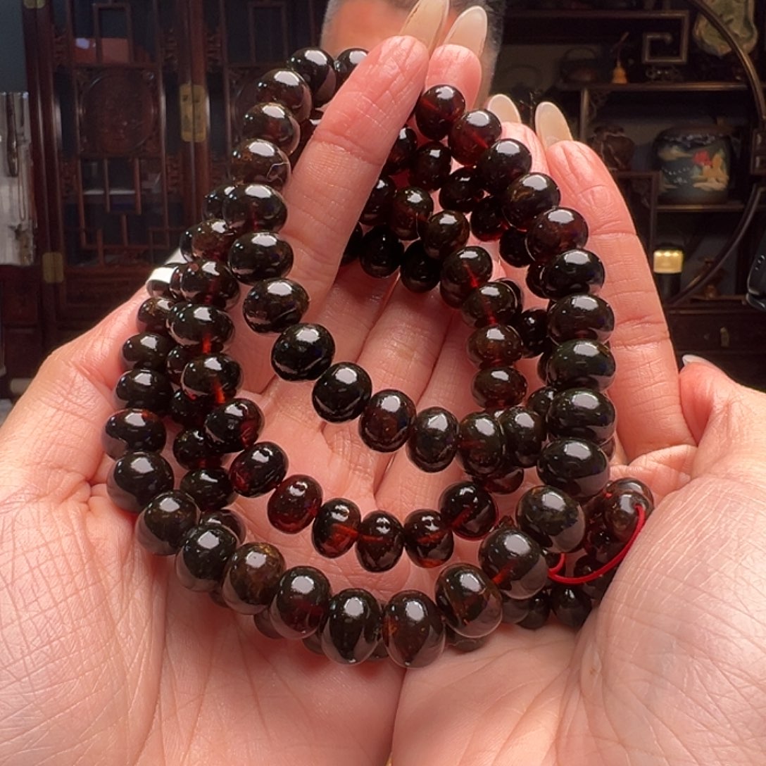 琥珀裸石未镶嵌陈*峰抚顺琥珀20304。10mm